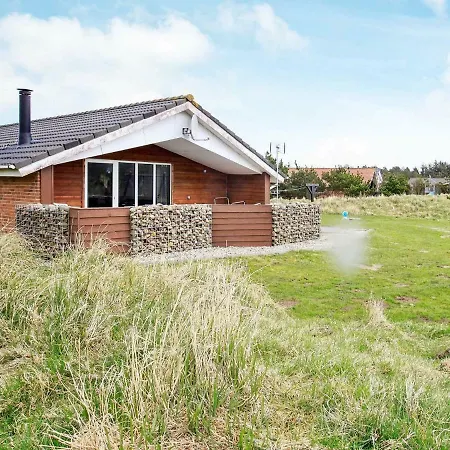Four-bedroom Holiday In 2 Vejers Strand