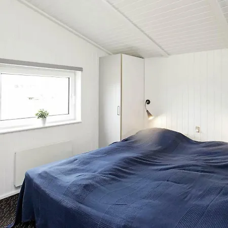 Dom wakacyjny Four-bedroom Holiday In 2 Vejers Strand