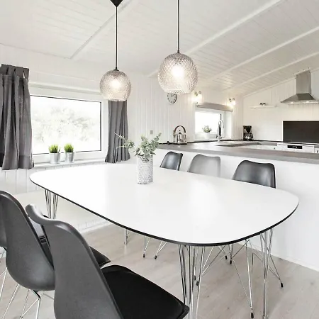 Four-bedroom Holiday In 2 Dom wakacyjny *