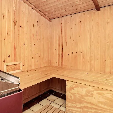 Four-bedroom Holiday In 2 Dom wakacyjny *
