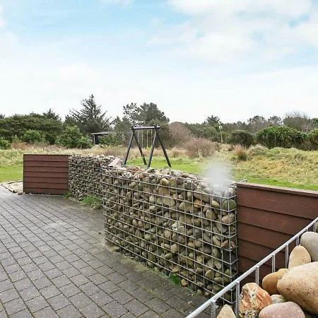 Four-bedroom Holiday In 2 Dom wakacyjny *