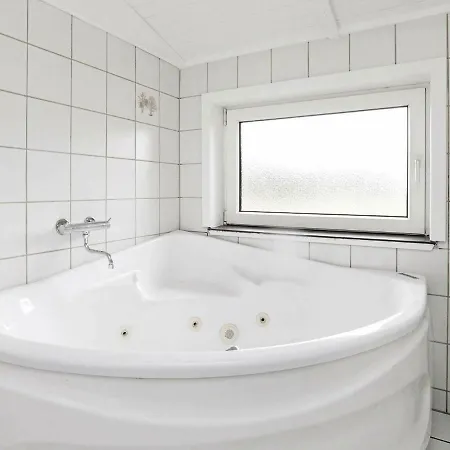 Four-bedroom Holiday In 2 Dom wakacyjny